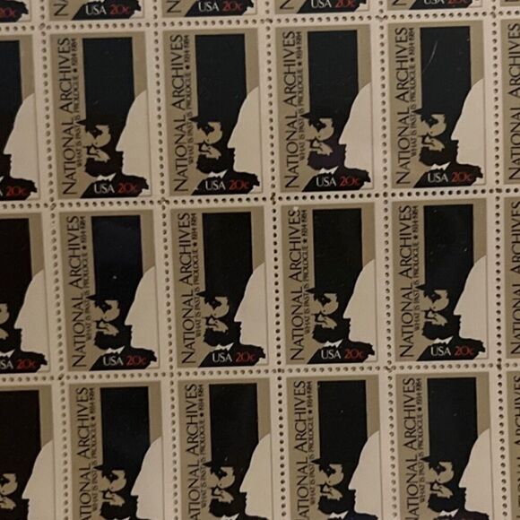 MNH 1984 National Archives 50th Anniversary Sheet of 50 20c Stamps Scott #2081 - Picture 2 of 2